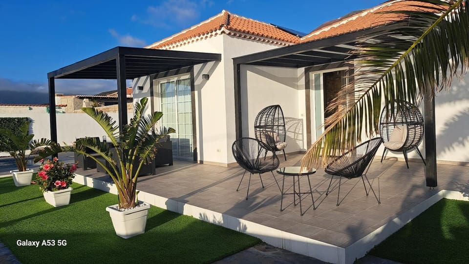 Amalava House in La Palma