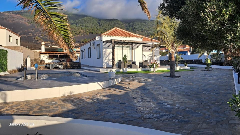 Amalava House in La Palma