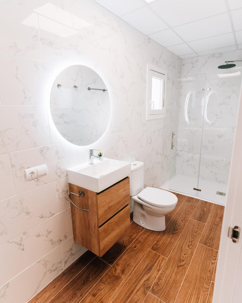Shower, Toilet, Bathroom