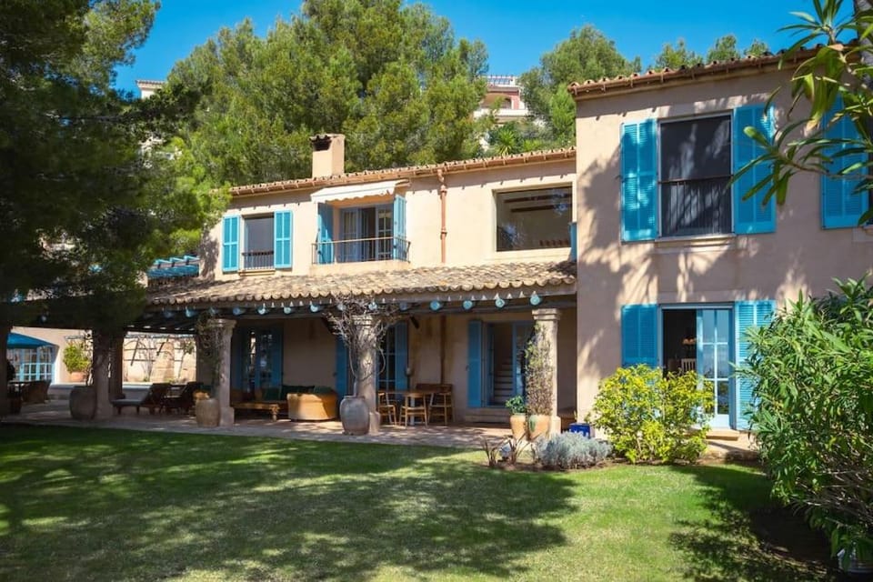 Mediterranean Sea View Villa Villa in Serra de Tramuntana