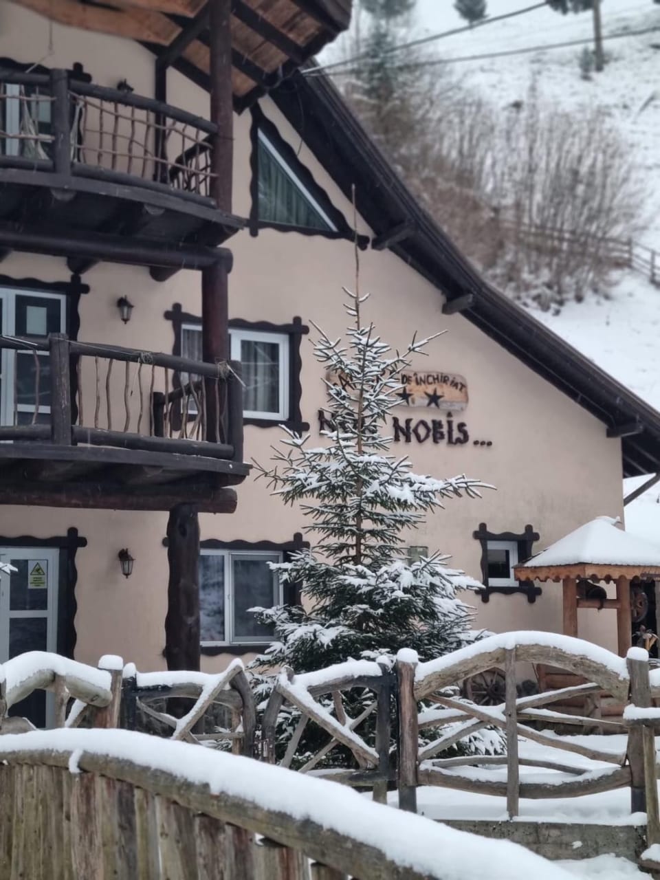 CASA Non Nobis Dambovicioara House in Brașov County