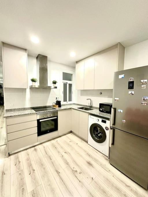 Apartamento Lauda Apartment in L'Hospitalet de Llobregat