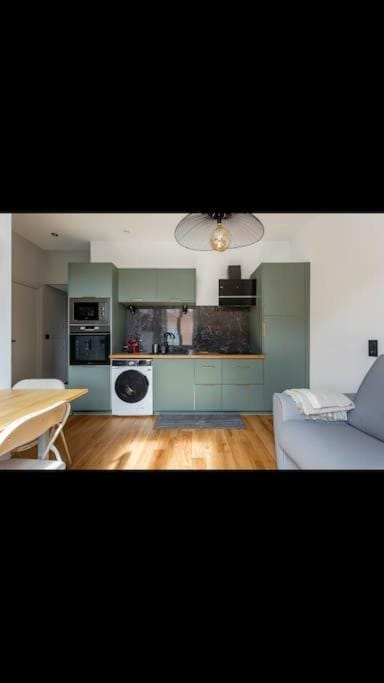 Appartement totalement rénové 4 couchage proche Lyon Apartment in Lyon