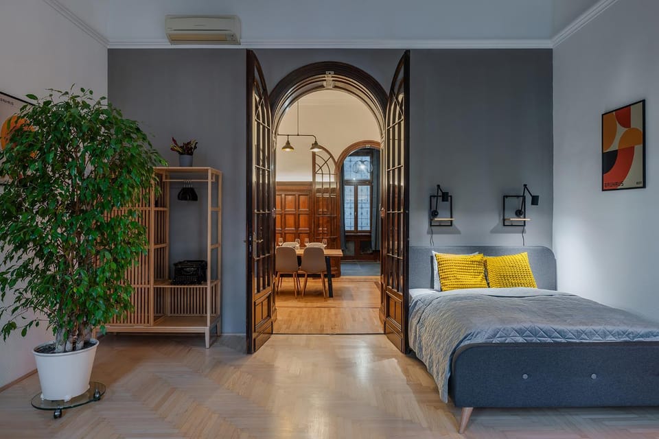 Living room, Bedroom