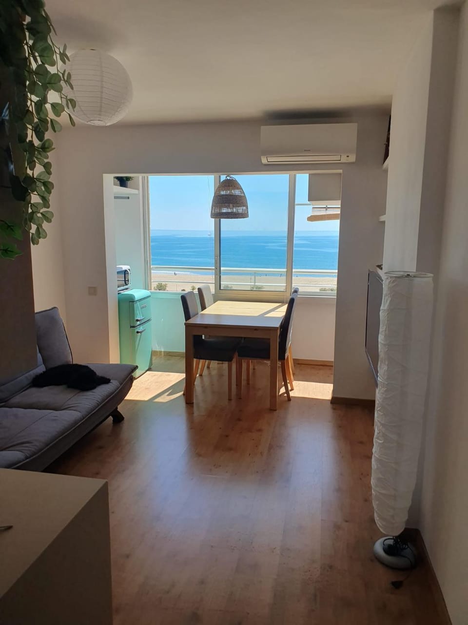 Day, Dining area, Sea view