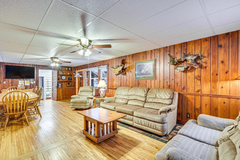 Hayward Retreat on the Chippewa Flowage w/ Dock! House in Wisconsin