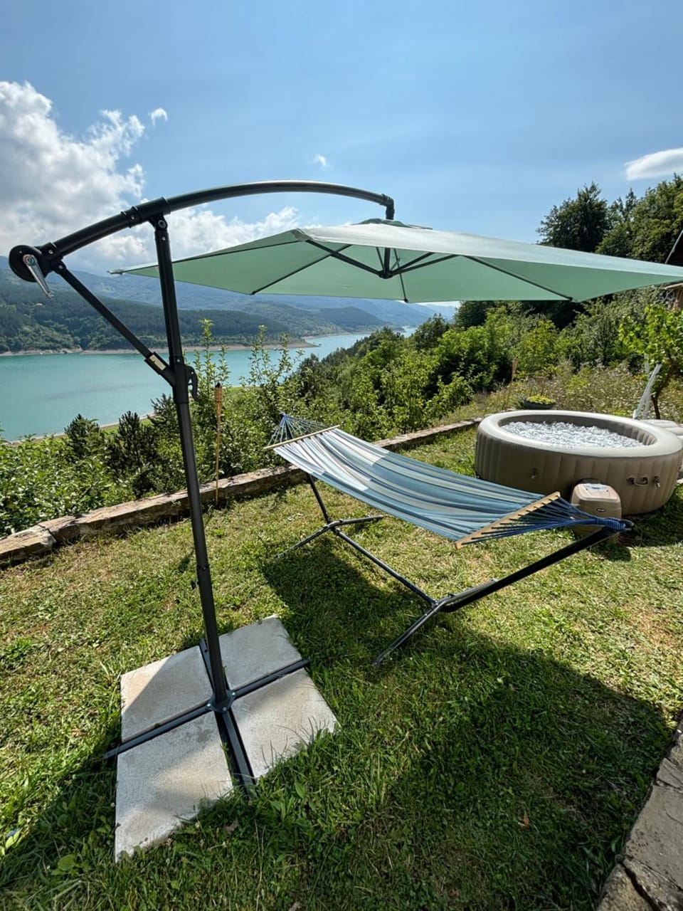 Natural landscape, Balcony/Terrace, Lake view, Mountain view
