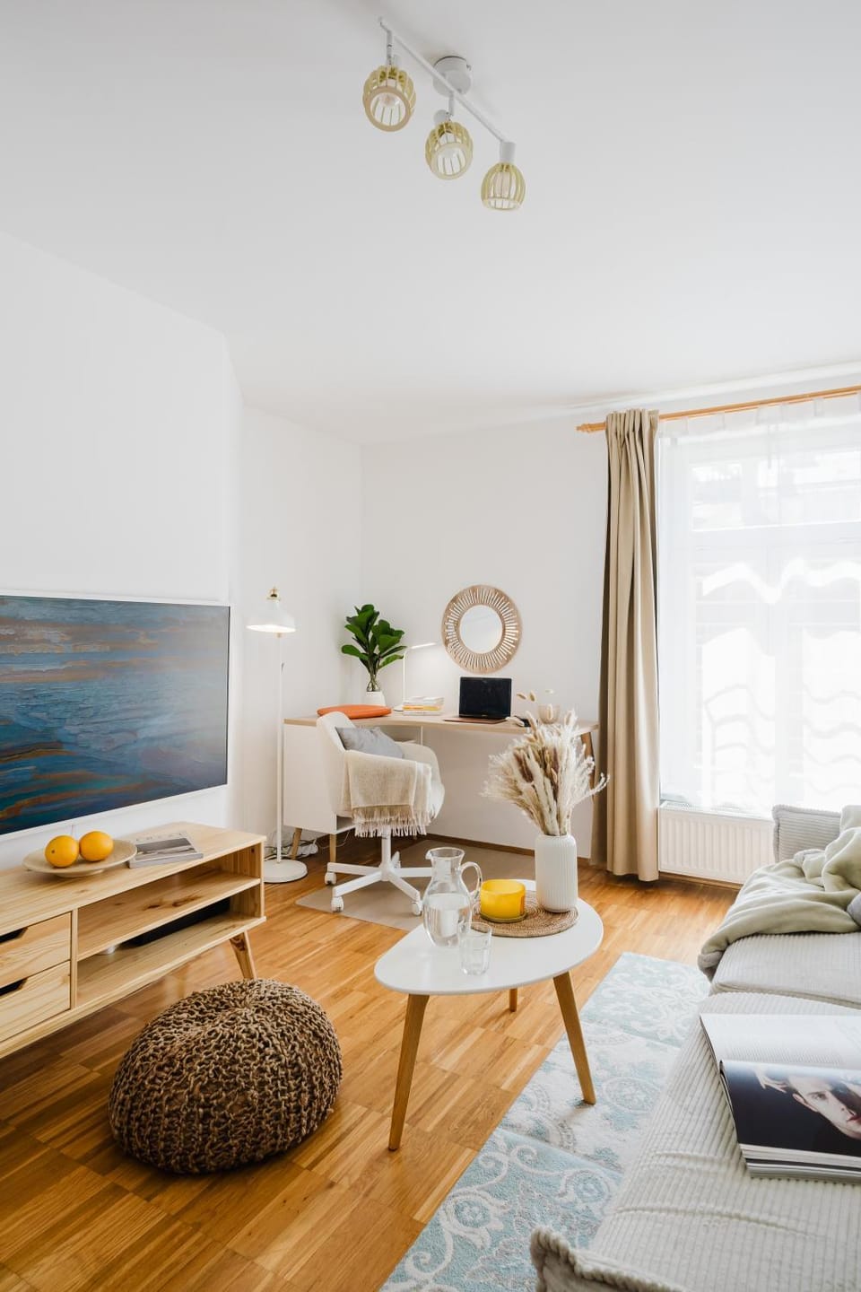 TV and multimedia, Living room, Seating area