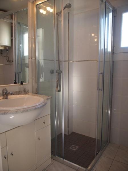 LA PLAGE 25B Apartment in Roses