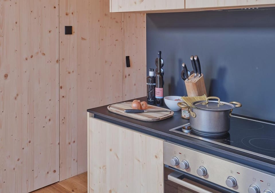 Food and drinks, Food, stove