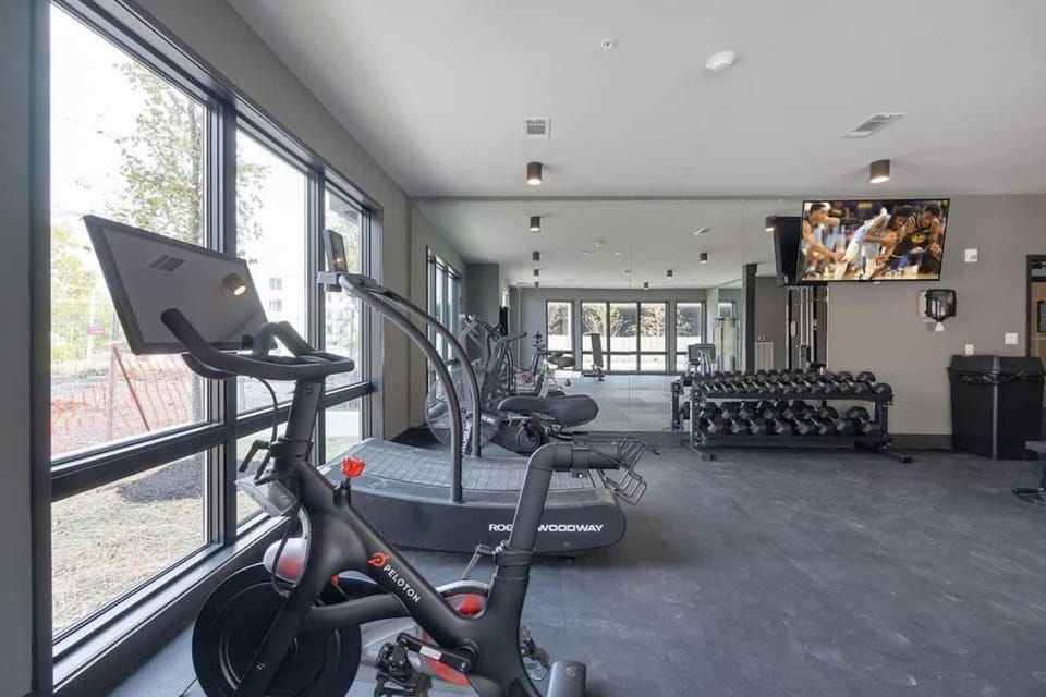 Tune - Odyssey - Mins to Broadway - Full Gym! House in Nashville