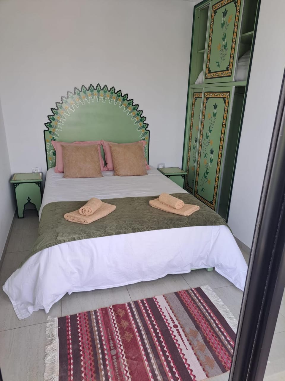 Bedroom, wardrobe