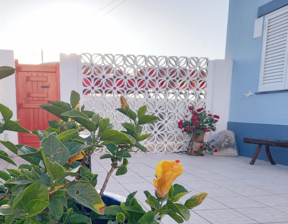 Vila Kuka House in Moncarapacho