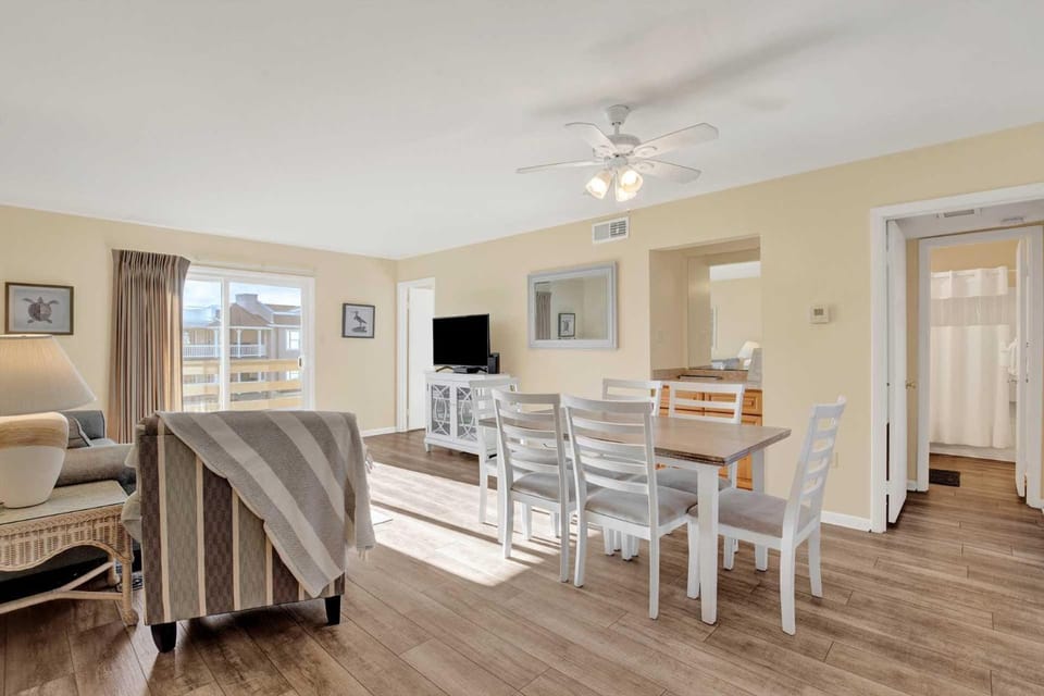 Lighthouse Point Rental 8B House in Tybee Island