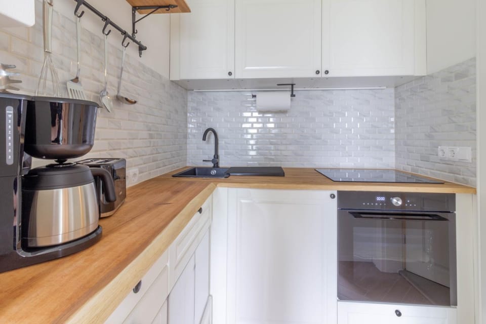 Coffee/tea facilities, dishwasher, pet friendly, stove, toaster