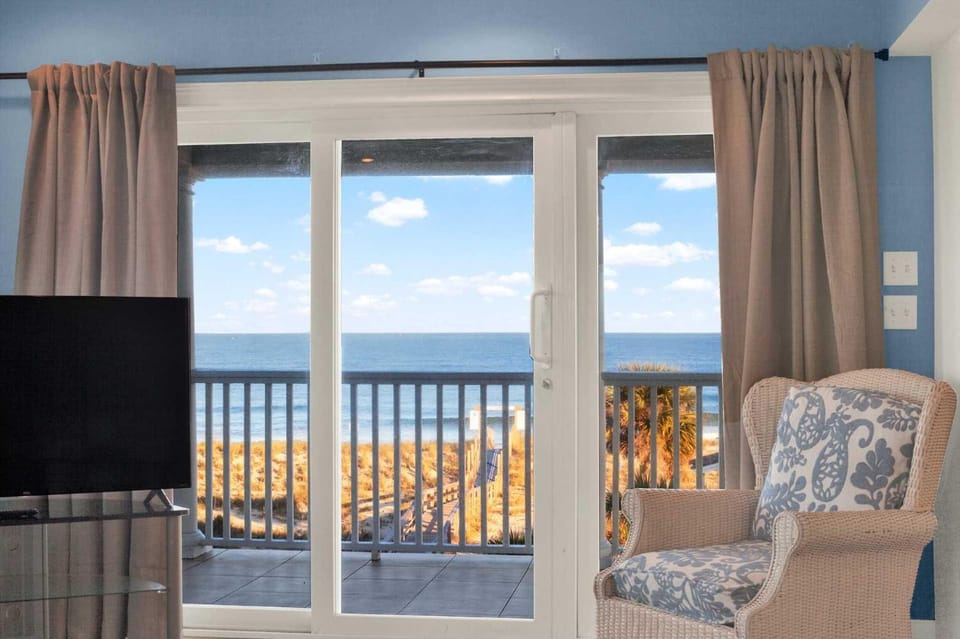 Oceanview on Tybee 202-3 House in Tybee Island