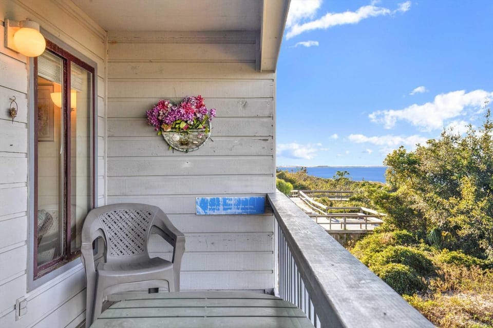 Savannah Beach & Racquet Club 211B House in Tybee Island