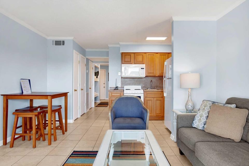 Savannah Beach & Racquet Club 314-A House in Tybee Island