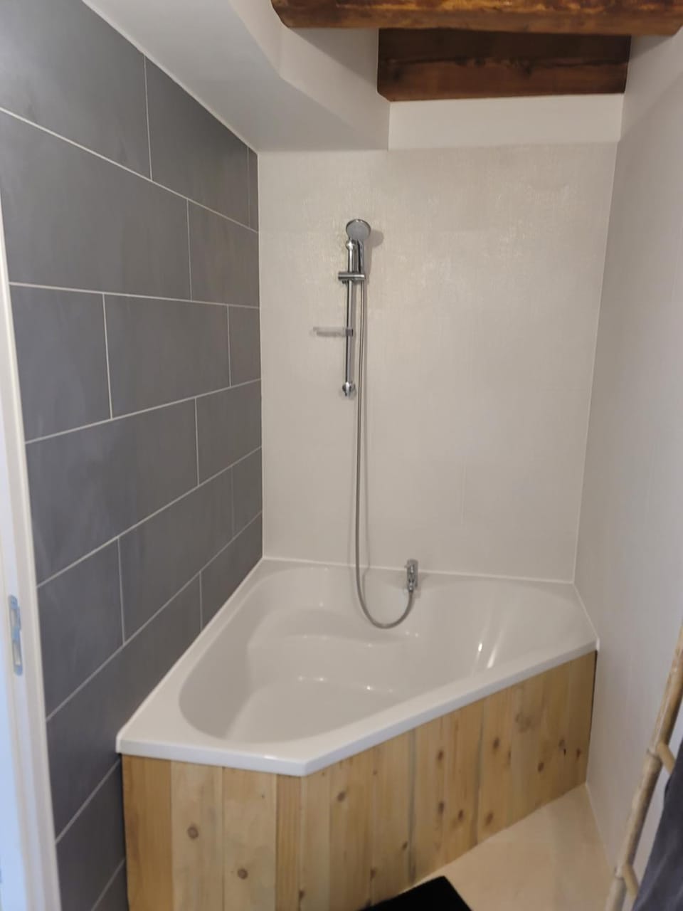 Bathroom, Bath