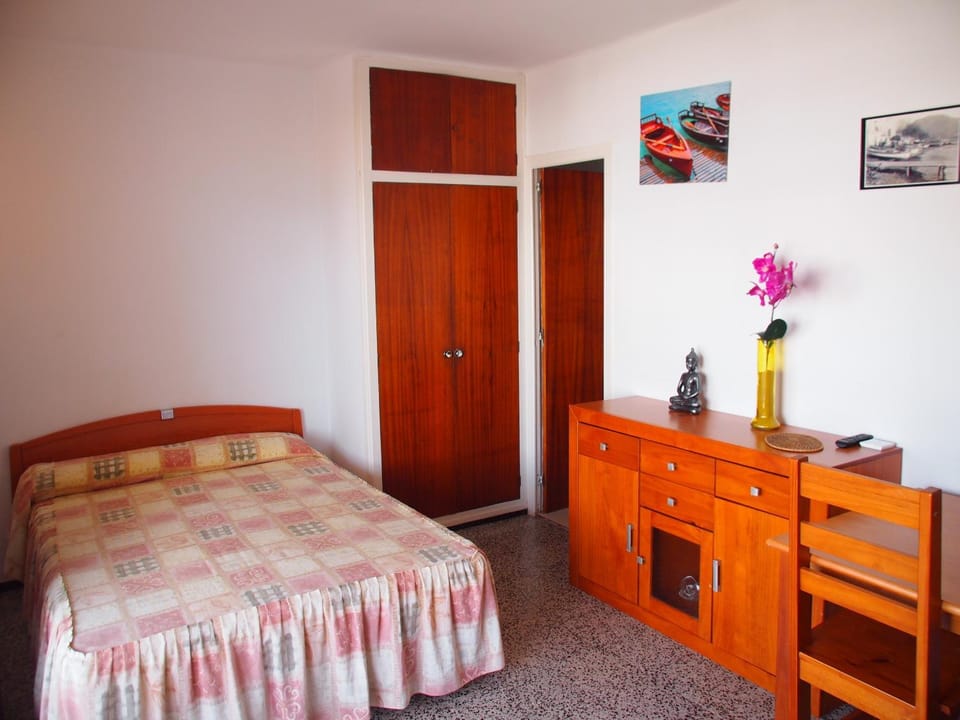 MIRAMAR 25C Apartment in Roses