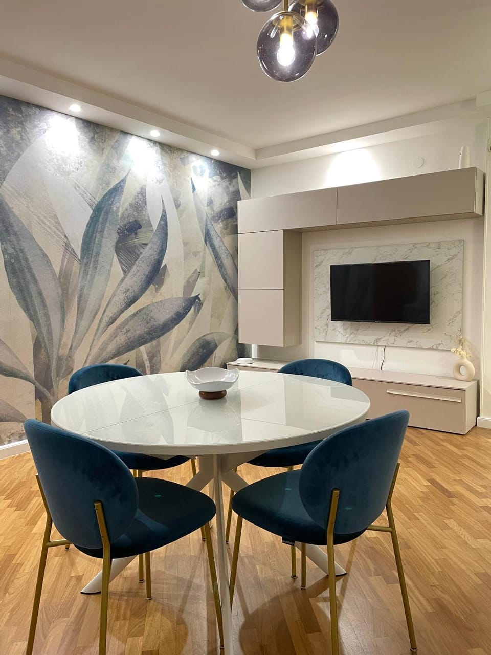 TV and multimedia, Living room