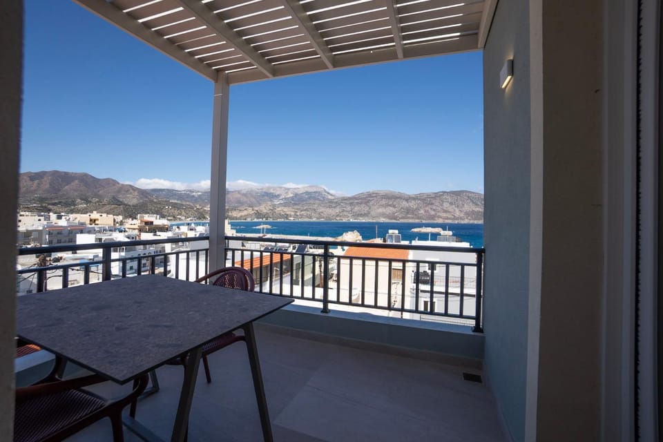Balcony/Terrace, Mountain view, Sea view