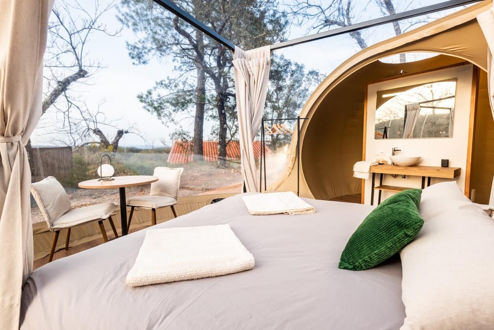 Bed, Day, Bedroom