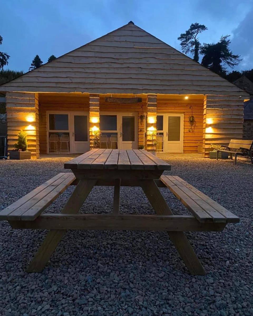 Property building, Patio, Night, Seating area, Dining area