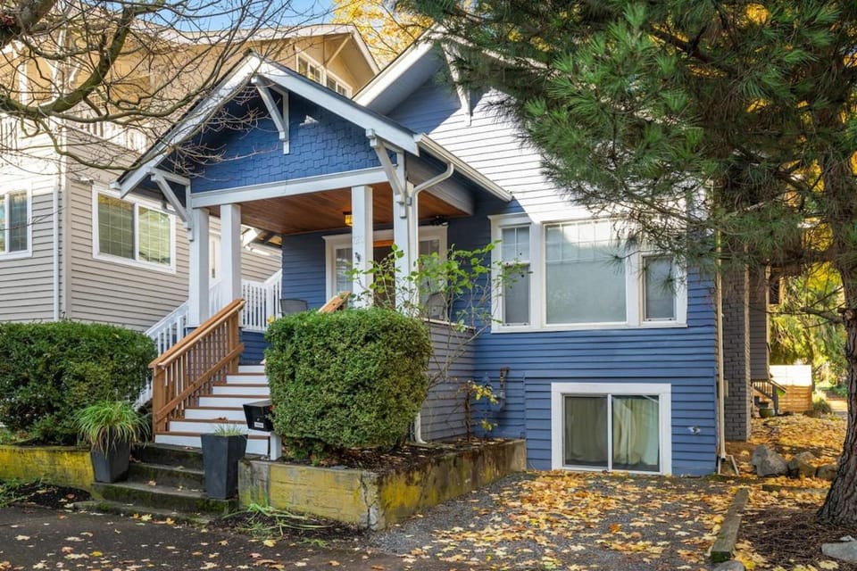119 - Historic Gem in the U District House in University District