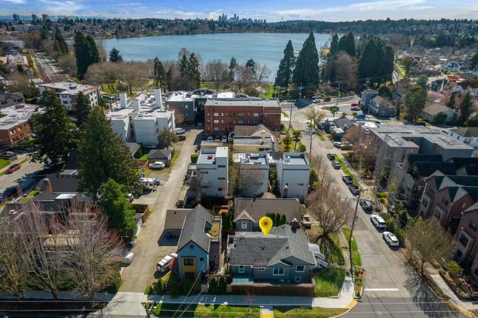 112 - Trendy Green Lake Retreat House in Green Lake