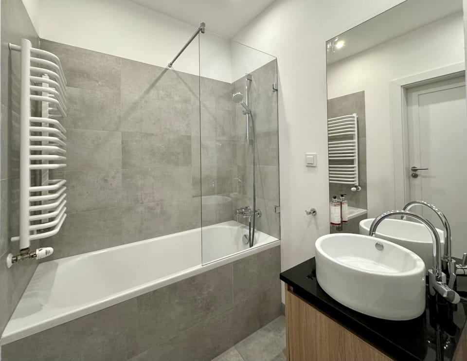 K22 Wola Sławińska 508 z wanną Apartment in Warsaw