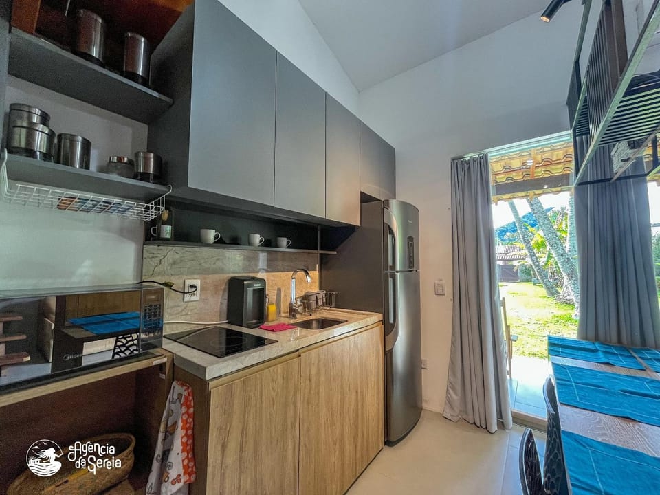 Lindo loft com jardim a 300m da praia do Perequê House in Ilhabela