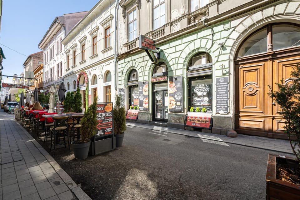 Property building, Day, Neighbourhood, Street view, Location