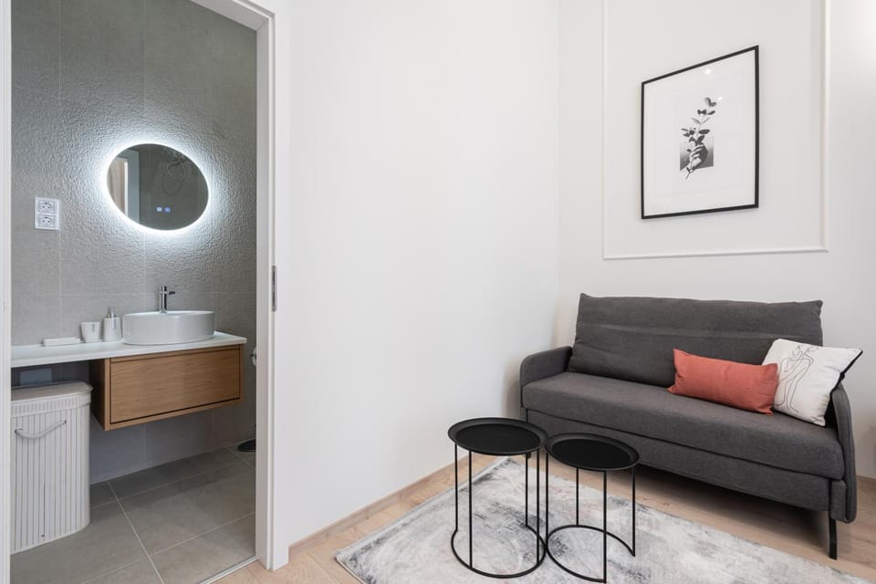 Bathroom, Living room, Seating area, heating