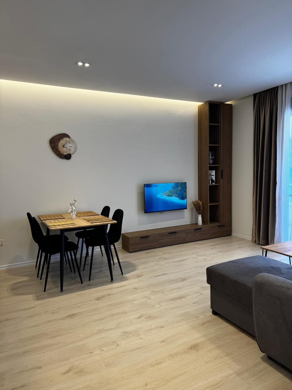 Odi Apartments Apartment in Tirana County, Albania