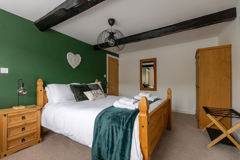 Bed, Bedroom, wardrobe