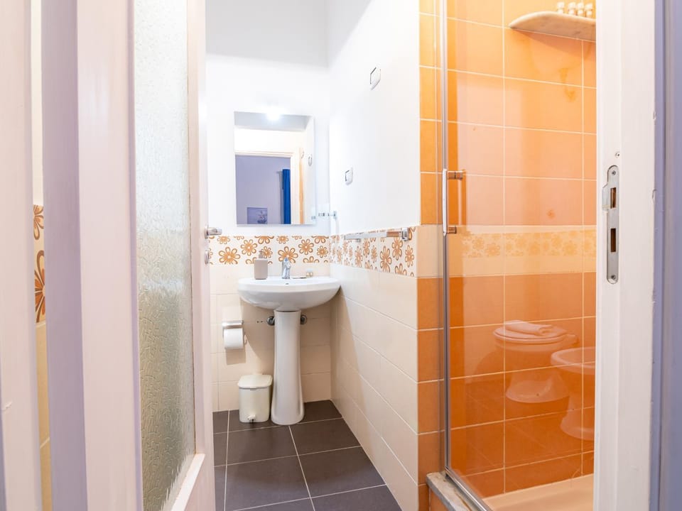 ARIA DI MARE ROOMS Bed and Breakfast in Cefalu