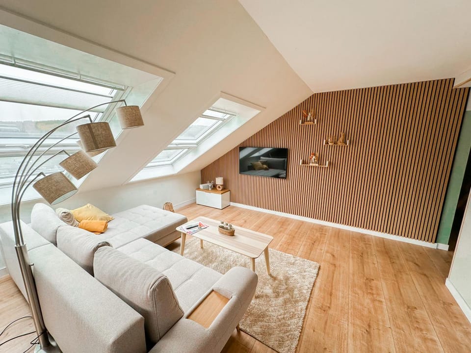 TV and multimedia, Living room, Seating area