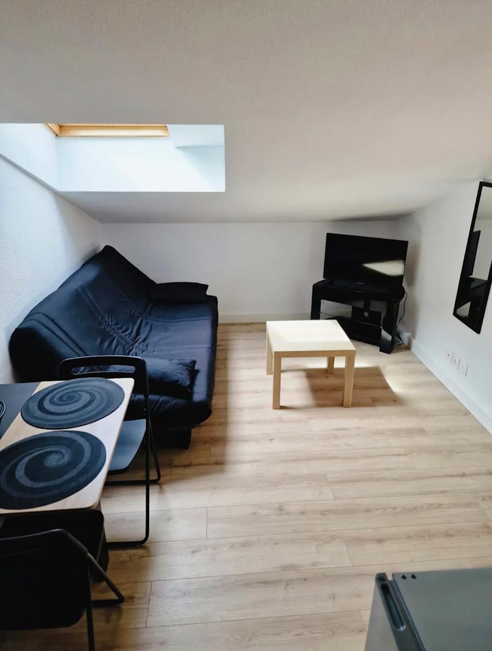 Communal lounge/ TV room, TV and multimedia, Living room