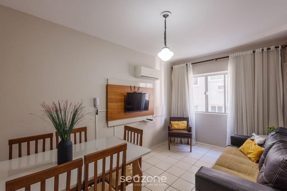 TV and multimedia, Living room, Dining area