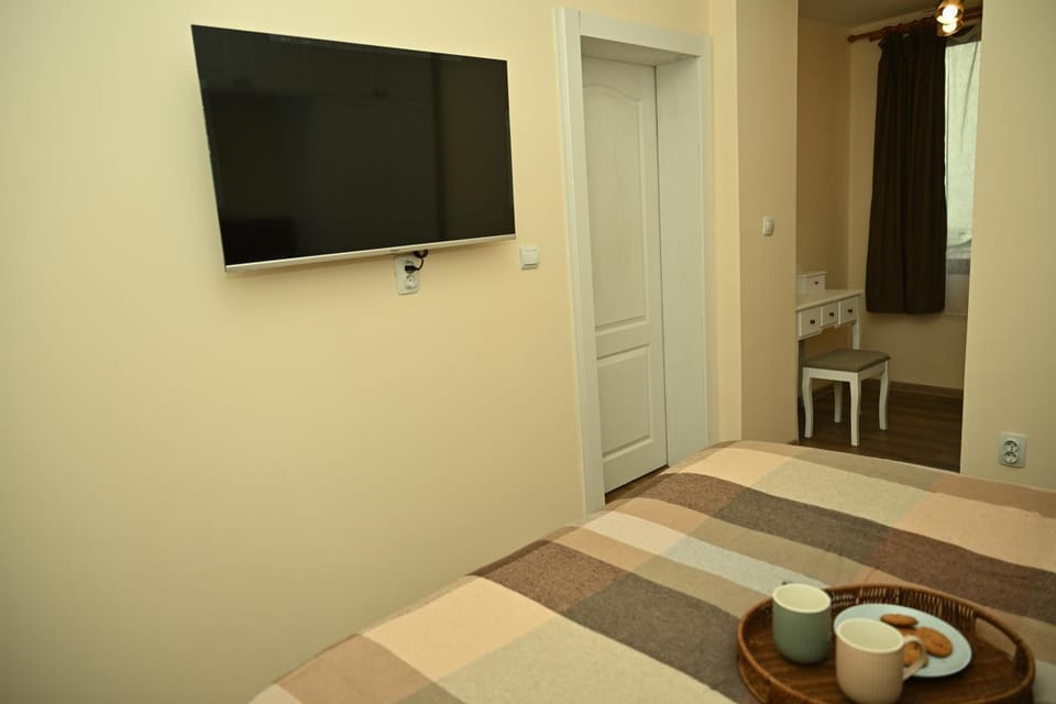 TV and multimedia, Bedroom
