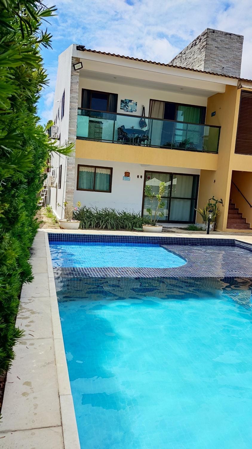 Property building, Day, Pool view, Swimming pool