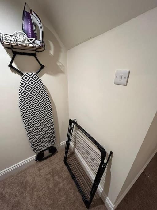 3 Bedroom Home From Home, Crewe House in Crewe