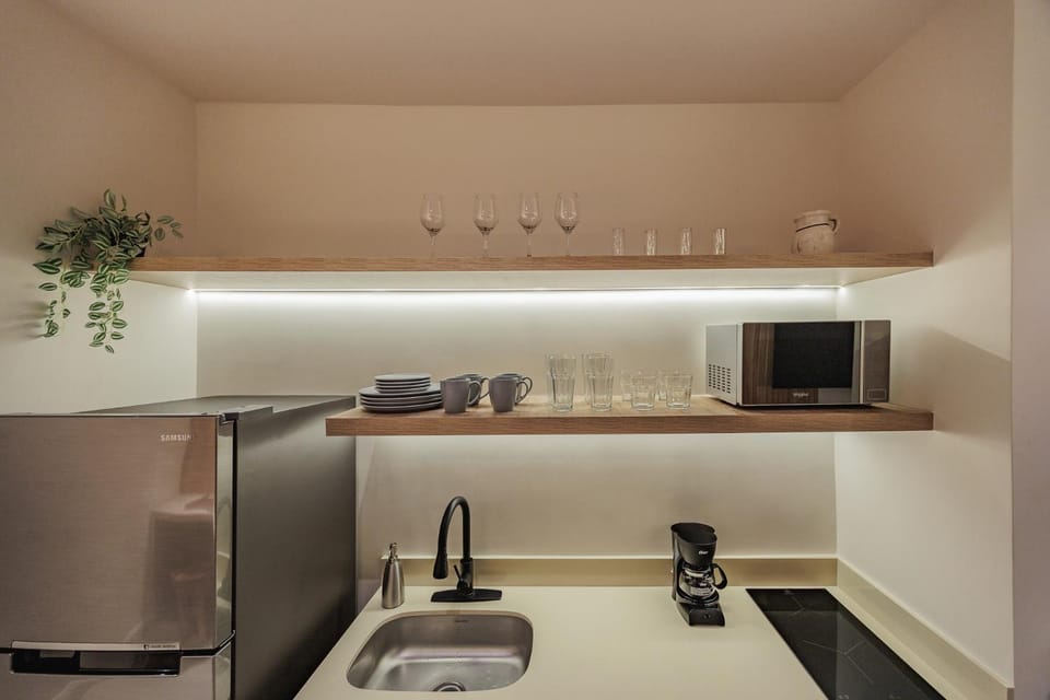 Coffee/tea facilities, Kitchen or kitchenette