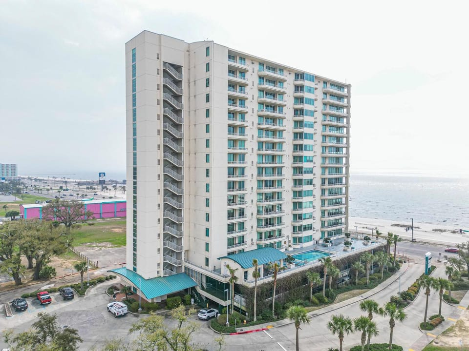 Ocean Club 704 Deluxe House in Biloxi