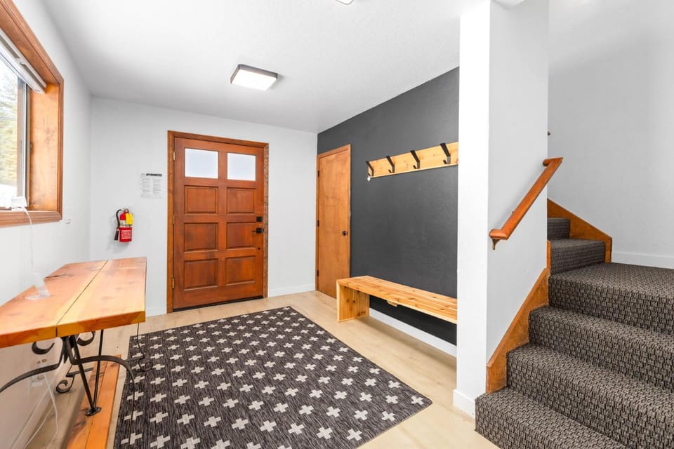 Sunnyside Retreat - Tahoe City, 4 BR, Pet Friendly, Bonus Room House in Tahoe City