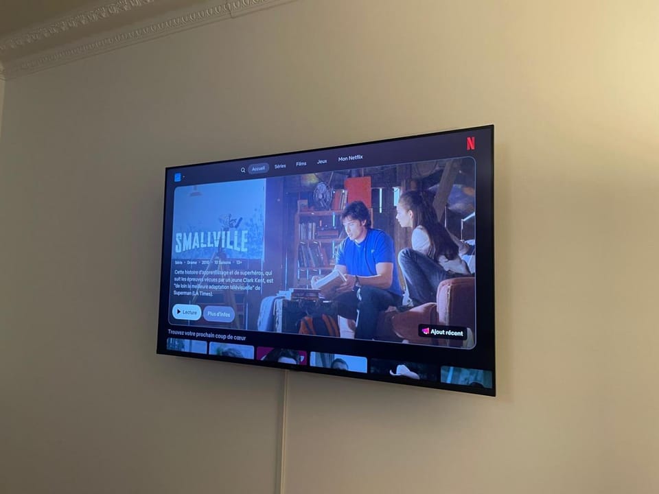 Communal lounge/ TV room
