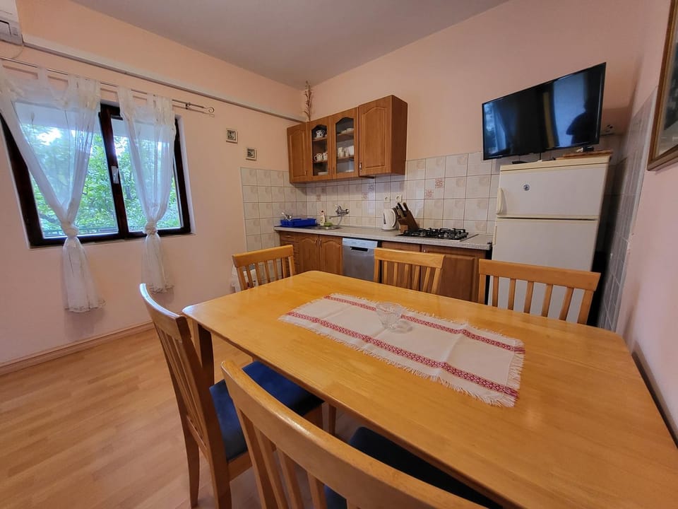 Jasna Apartments West Apartment in Murter