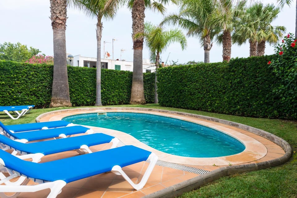 Day, Garden, Garden view, Pool view, Swimming pool, sunbed