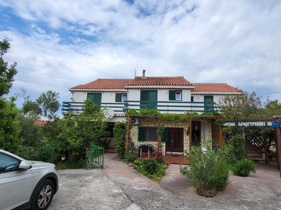 Jasna Apartments Central Apartment in Murter